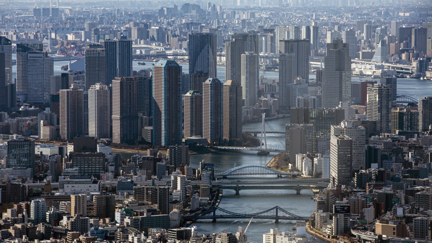 Bank of Japan survey shows manufacturers optimistic about economy, as inflation abates | AP News