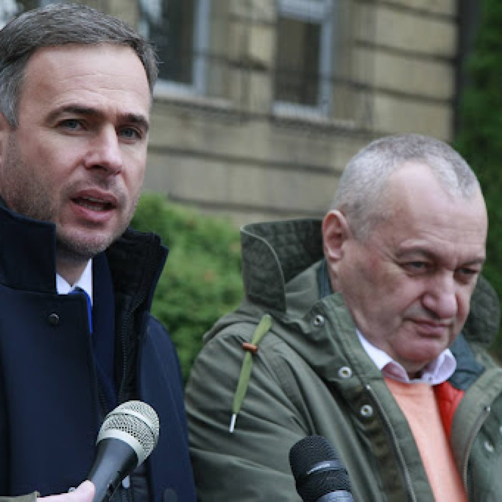 Aleksić i Milivojević predali Tužilaštvu dokumenta o korupciji u izgradnji autoputa