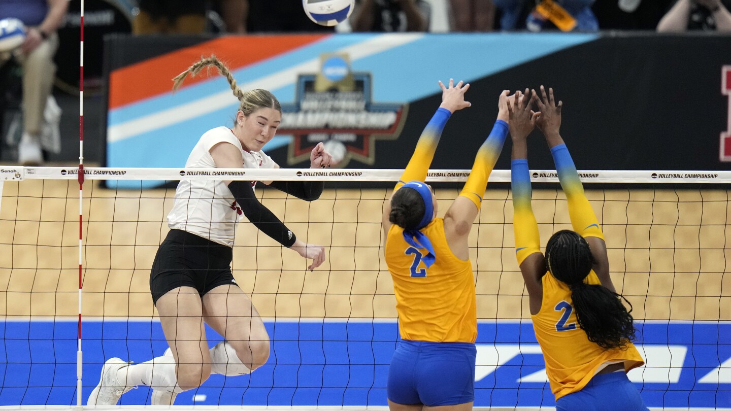 Murray, Allick lead Nebraska to a 3-set sweep over Pittsburgh in the NCAA volleyball semifinals | AP News