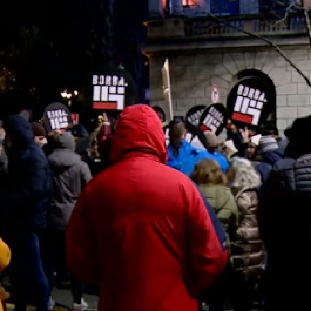 Sa protesta ispred RIK-a upućen zahtev da se otvore birački spiskovi