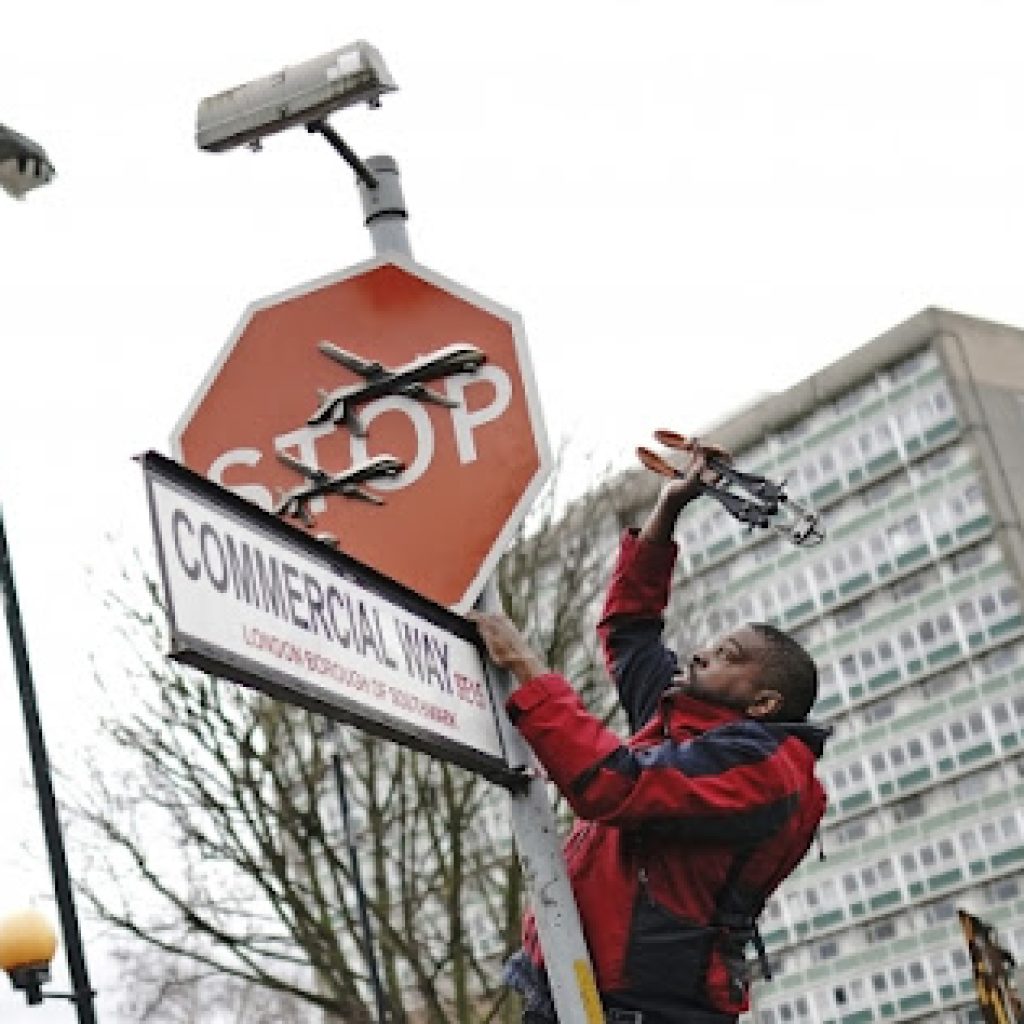 Ukradeno Novo Benksijevo delo čim je postavljeno na ulici u Londonu