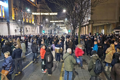 U centru Beograda počeo 12. protest zbog navodne izborne krađe