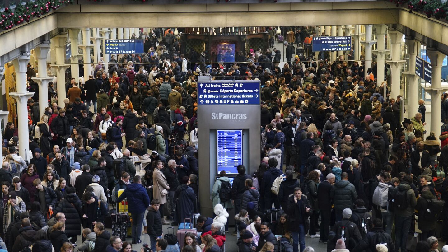 UK weather: Flooded tunnels disrupt Eurostar train services  | AP News