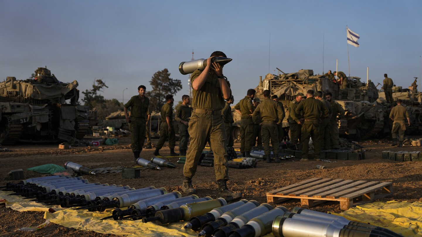 War: Israel is pulling thousands of troops from Gaza | AP News