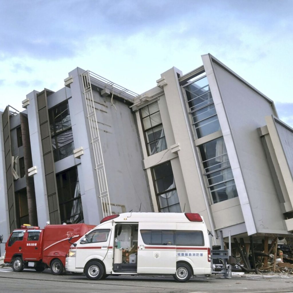 Powerful earthquakes leave at least four dead, destroy buildings along Japan’s western coast | AP News