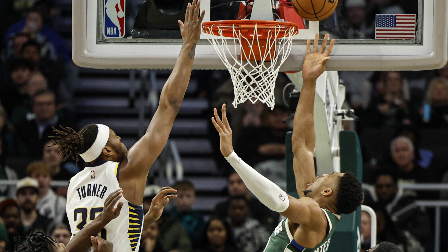 Haliburton gets help from Indiana’s reserves as Pacers win 122-113, end Bucks’ home win streak | AP News