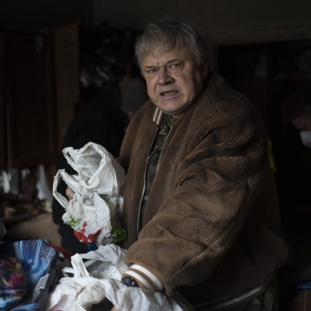 As a missile hits a Kyiv apartment building, survivors lose a lifetime’s possessions in seconds | AP News