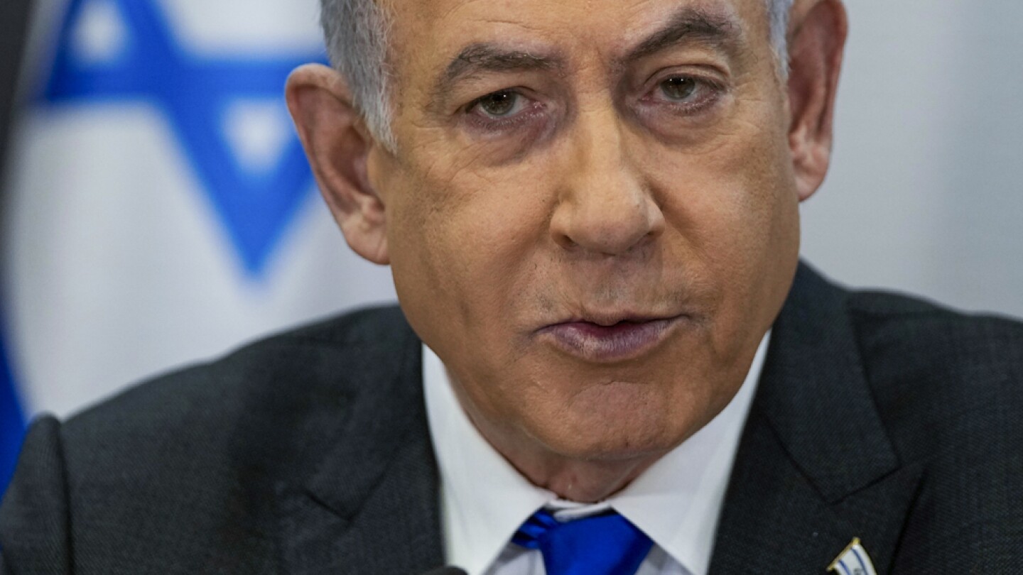 After tumbling in polls, Netanyahu clings to power and aims to improve political standing during war | AP News