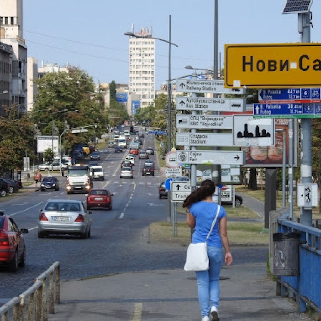 Treći put vandalizovane prostorije Dveri u Novom Sadu