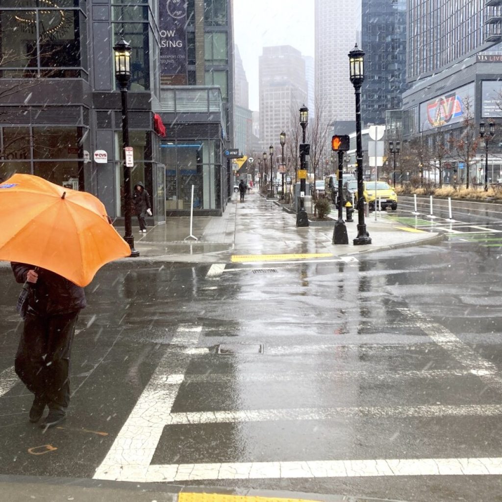 A major storm sweeping the US is expected to bring heavy snow | AP News