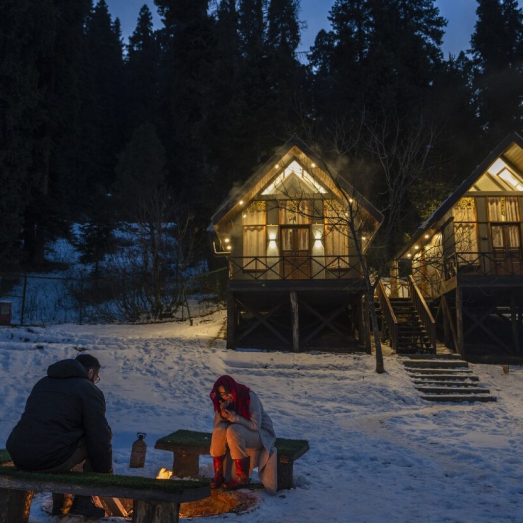 AP PHOTOS: In idyllic Kashmir’s ‘Great Winter,’ cold adds charm but life is challenging for locals | AP News