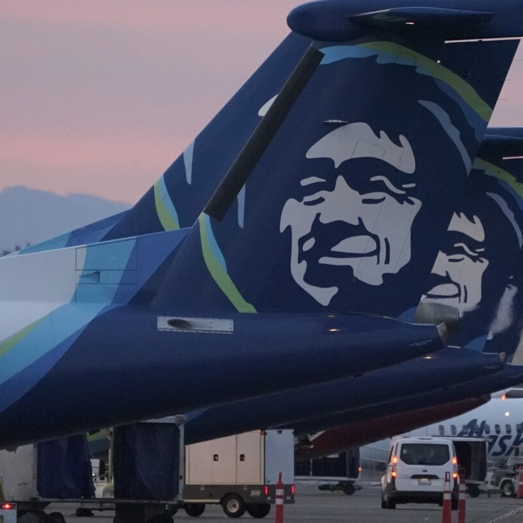 Alaska Airlines flight makes emergency landing after midair blowout of window | AP News