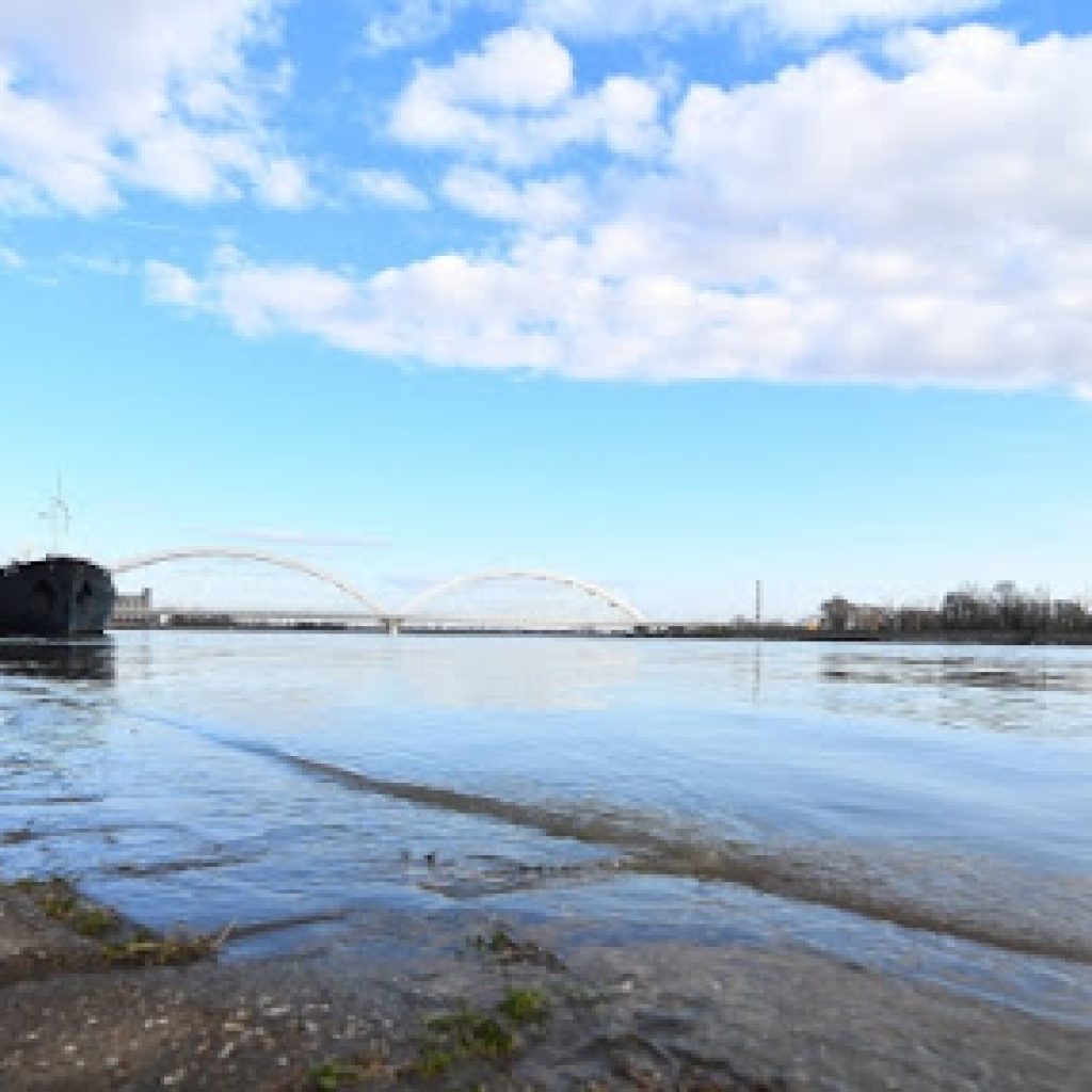 Ministarstvo: Prva analiza akcidenta na Dunavu – nema promena osobina vode