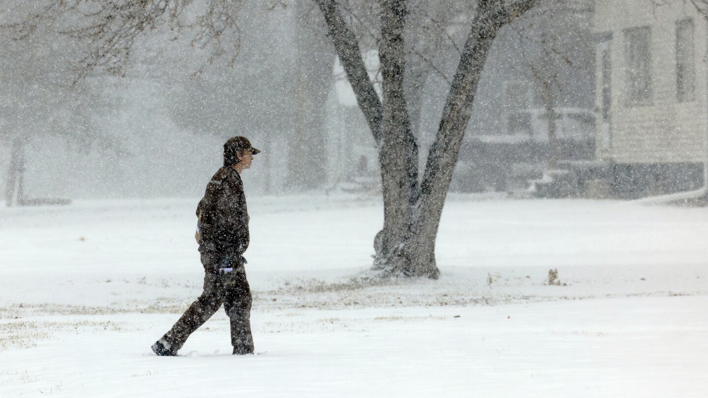 Winter storm: Blizzard conditions wallop central US | AP News