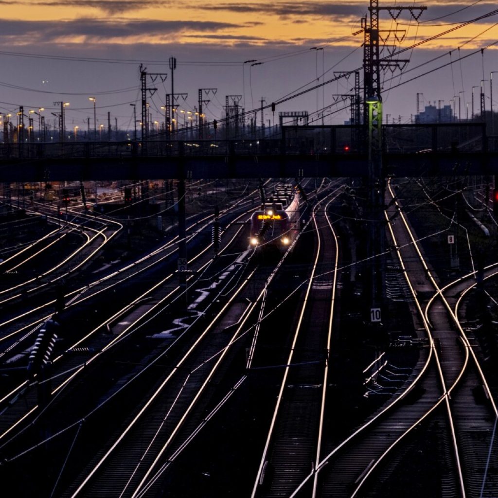 3-day union strike brings train traffic to a near standstill across Germany | AP News