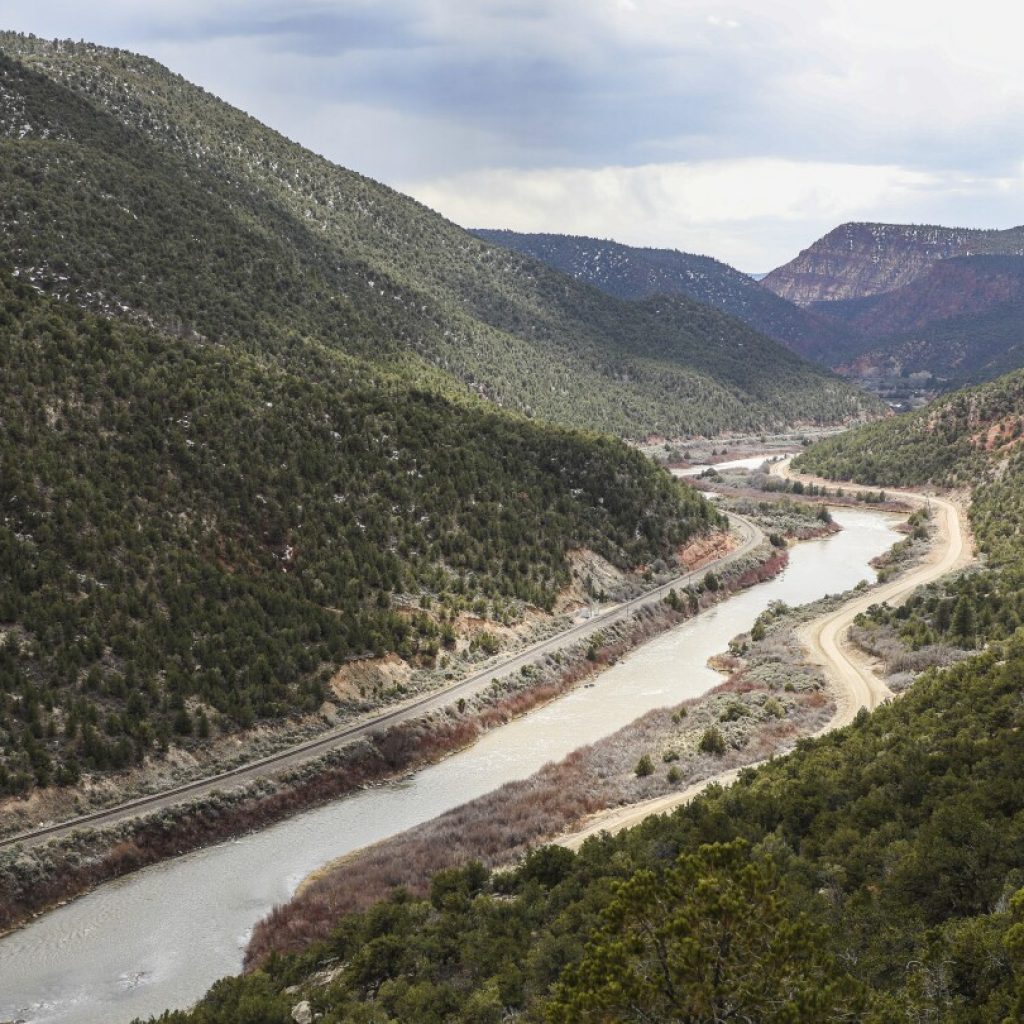 Climate change is shrinking snowpack in many places, study shows. And it will get worse | AP News