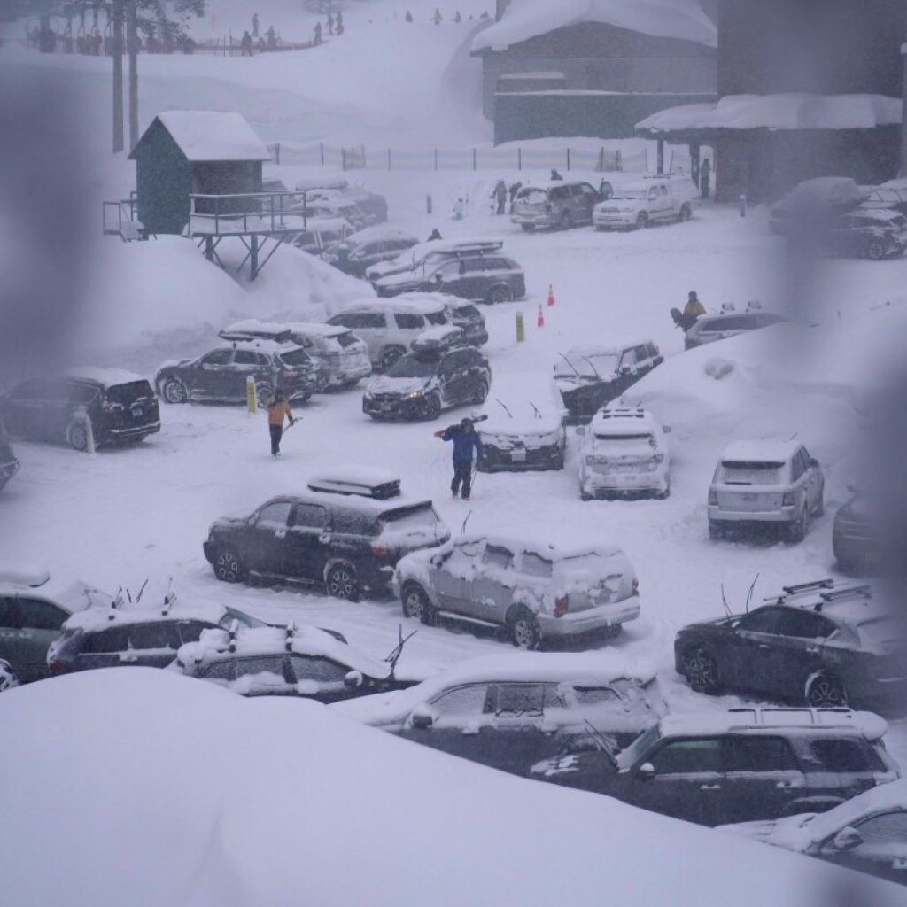 California avalanche: Searches under way at ski resort near Lake Tahoe | AP News