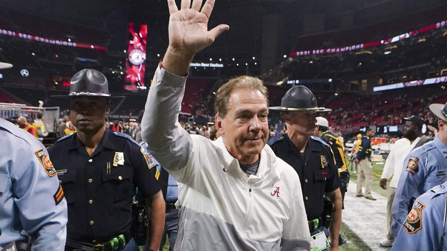 Alabama coach Nick Saban retiring after winning 7 national titles | AP News