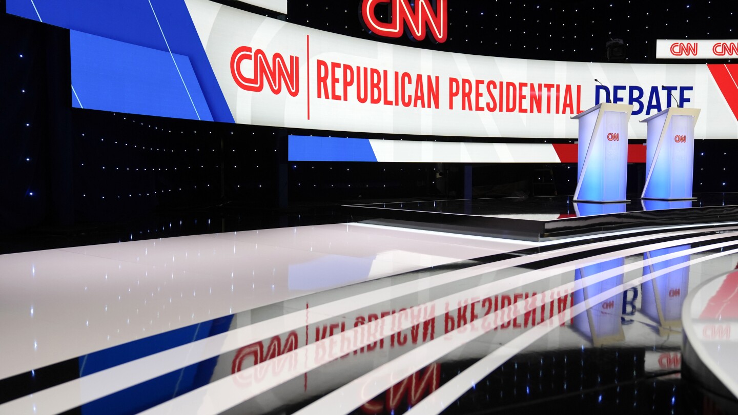 Republican debate live updates: DeSantis, Haley meet in Iowa | AP News