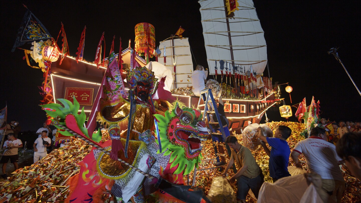 In Malaysia, Wangkang procession seeks to banish evil spirits | AP News