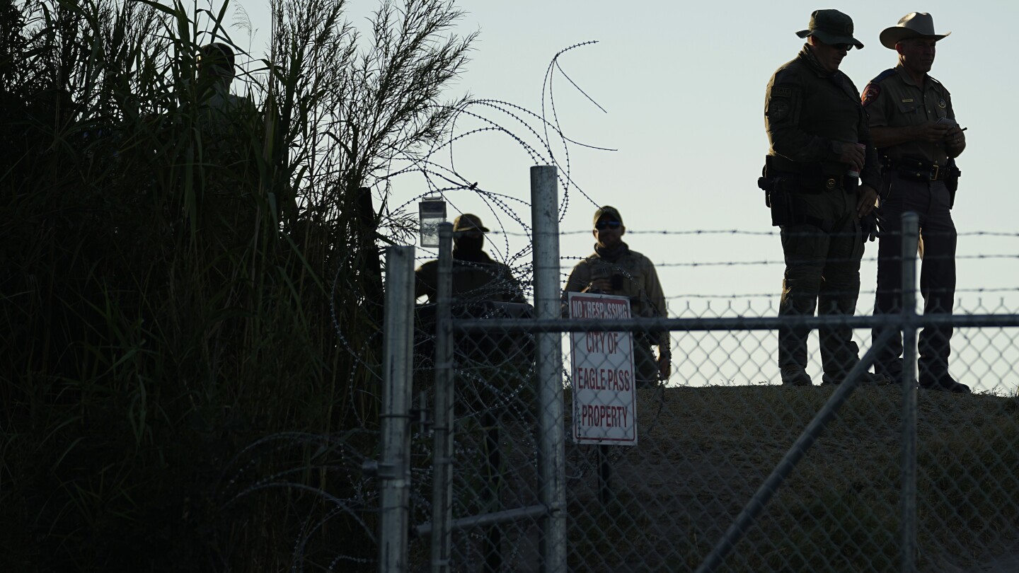 Texas is blocking US border agents from patrols, Biden administration tells Supreme Court | AP News