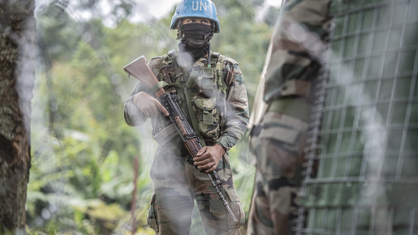 UN sets December deadline for its peacekeepers in Congo to completely withdraw | AP News