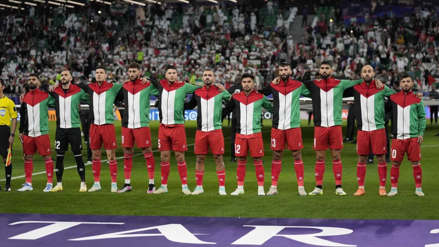 Asian Cup holds moment’s silence for Israel-Gaza war victims ahead of Palestinian team’s game | AP News