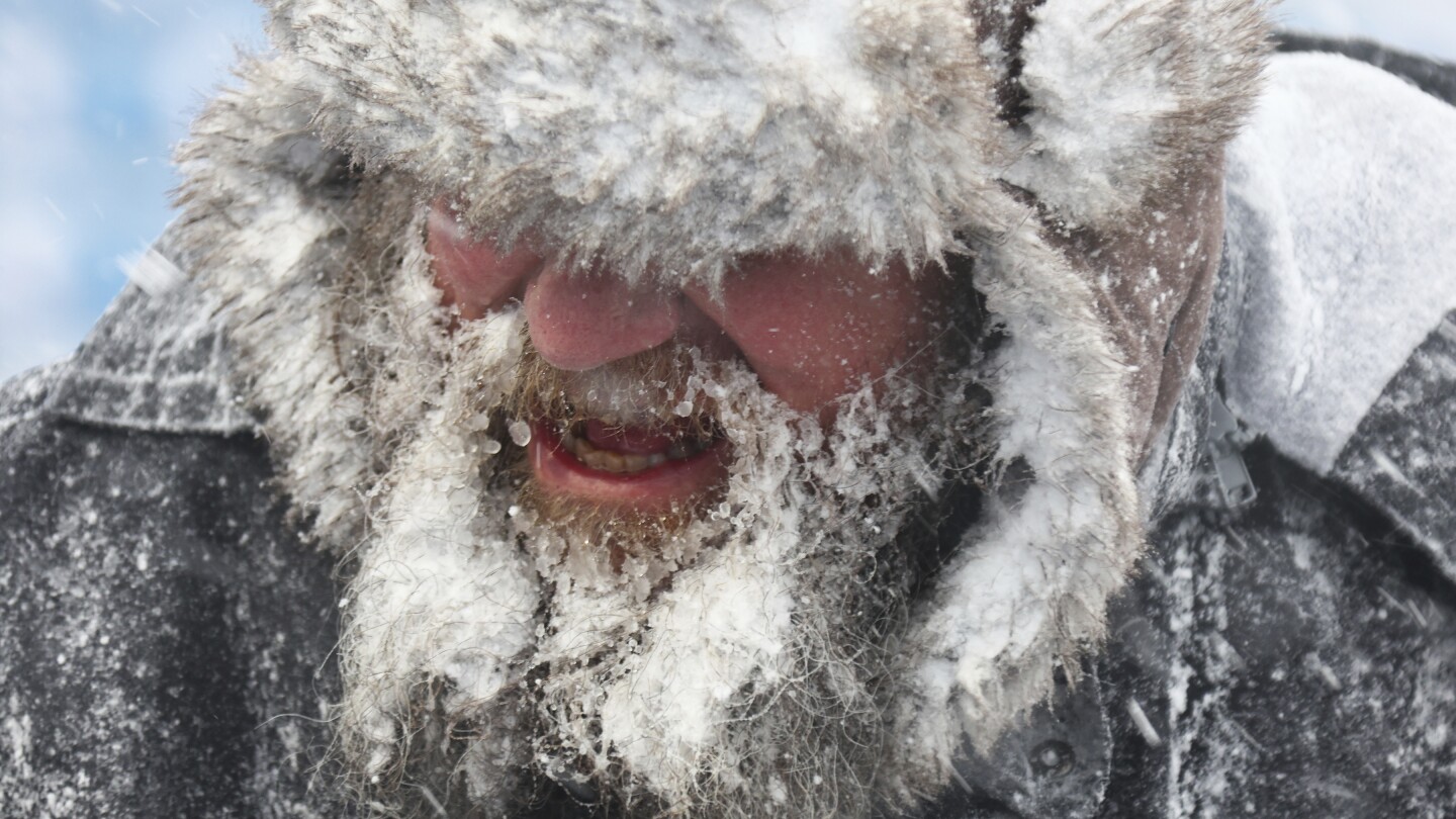 U.S. winter storms: Arctic freeze continues to blast with sub-zero temperatures | AP News