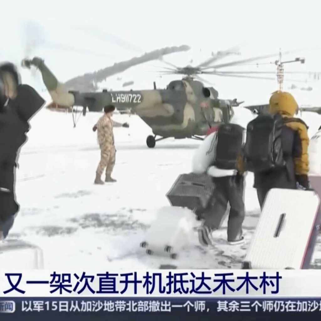 Evacuation underway for stranded tourists after avalanches trap 1,000 people in China | AP News