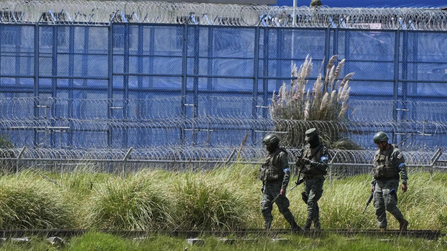 Prosecutor probing TV studio attack in Ecuador is shot dead in Guayaquil | AP News