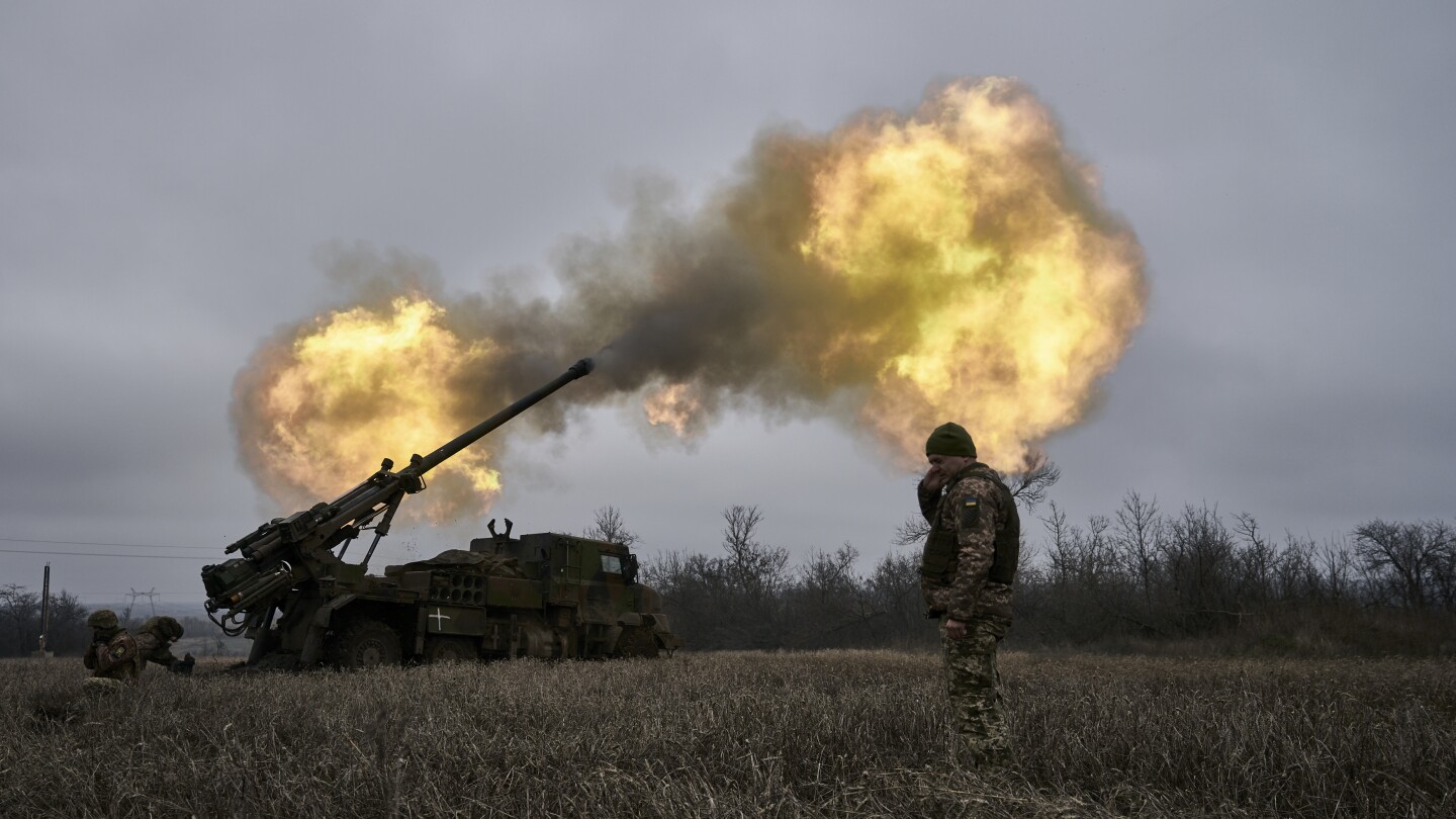 France ramps up weapons production for Ukraine and says Russia is scrutinizing the West’s mettle | AP News