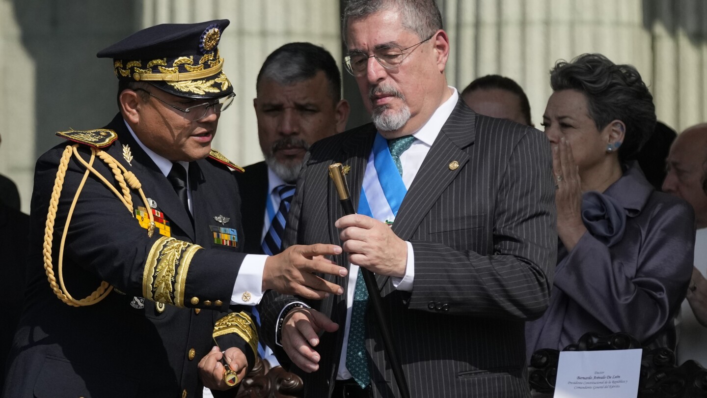 Guatemala’s new government makes extortion its top security priority | AP News