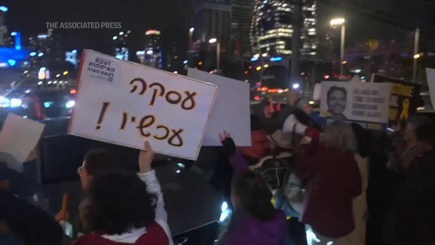 Israelis protest against their government, calling for the end of war in Gaza and the release of hostages | AP News