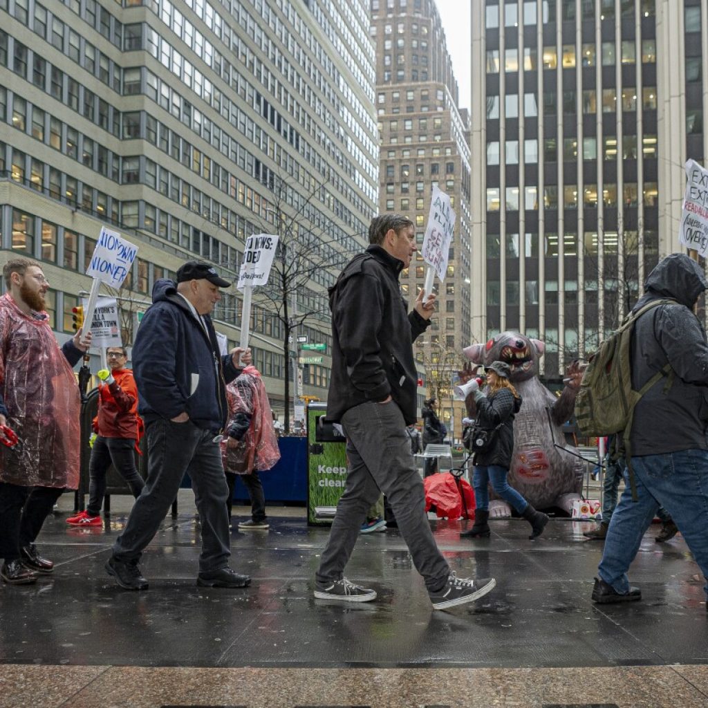 Media workers strike to protest layoffs at New York Daily News, Forbes and Condé Nast | AP News