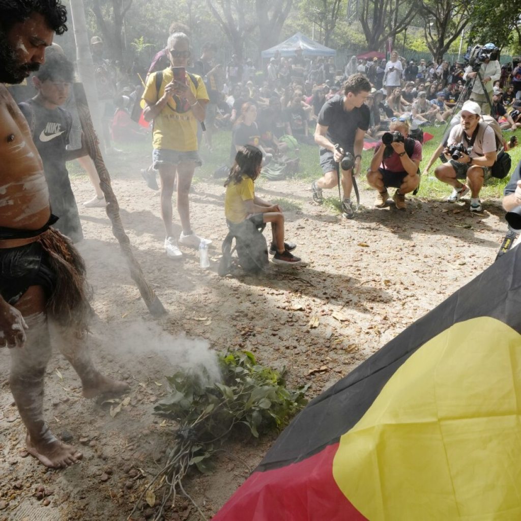 Australians protest British colonization on a national holiday some mark as ‘Invasion Day’ | AP News