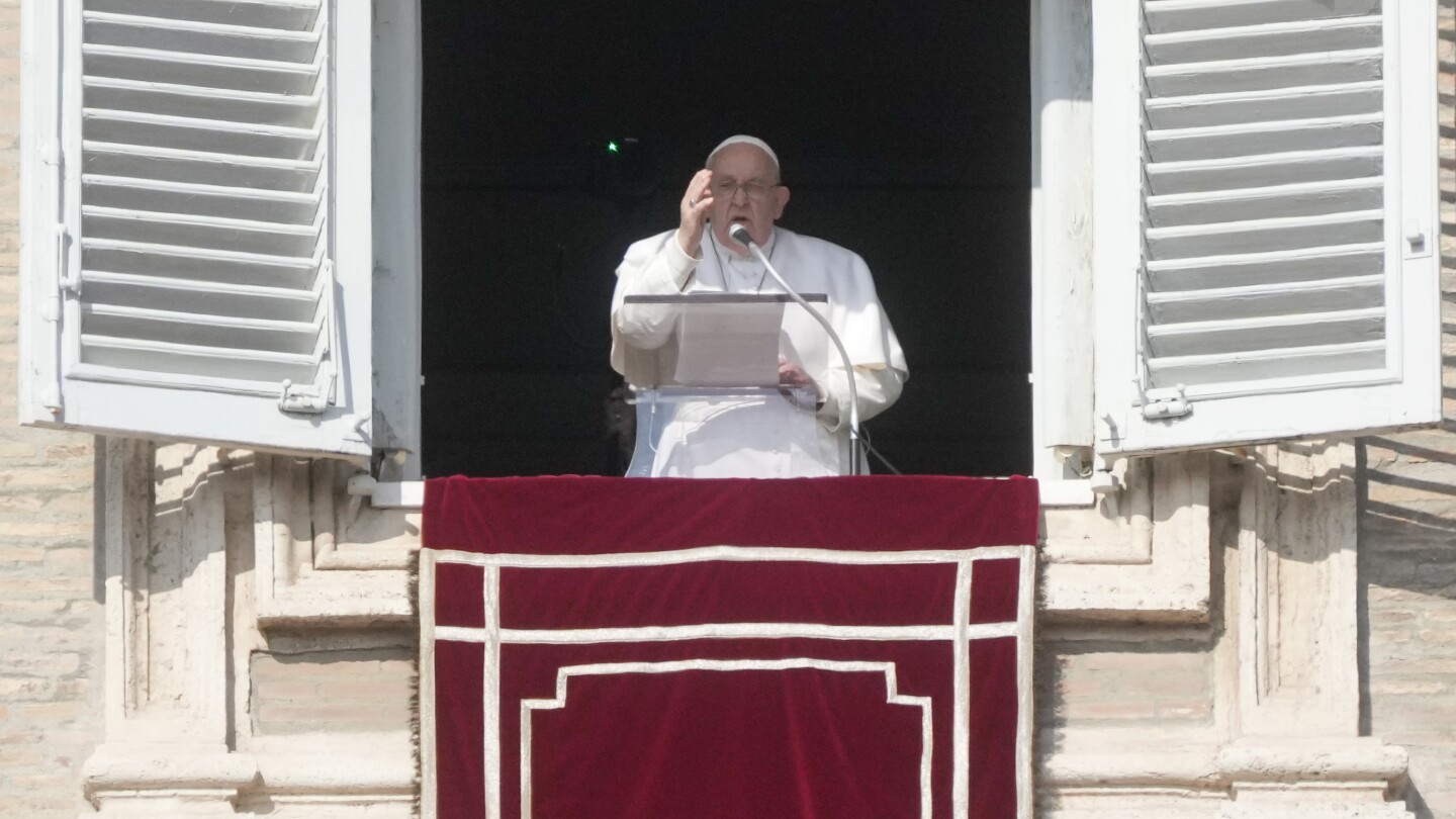 Police in Rome detain man who had knife in bag on boulevard leading to Vatican, Italian media say | AP News