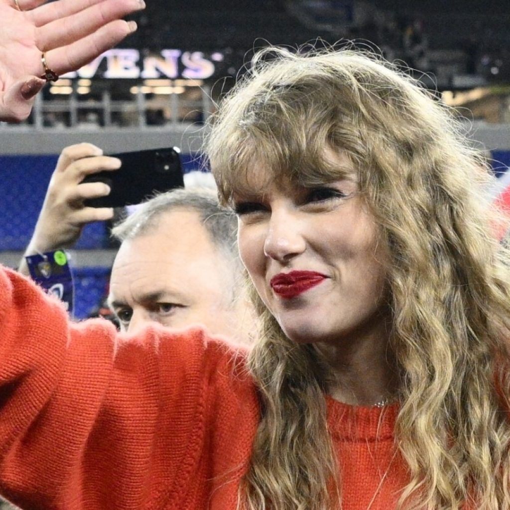 X pauses Taylor Swift searches as deepfake explicit images spread | AP News