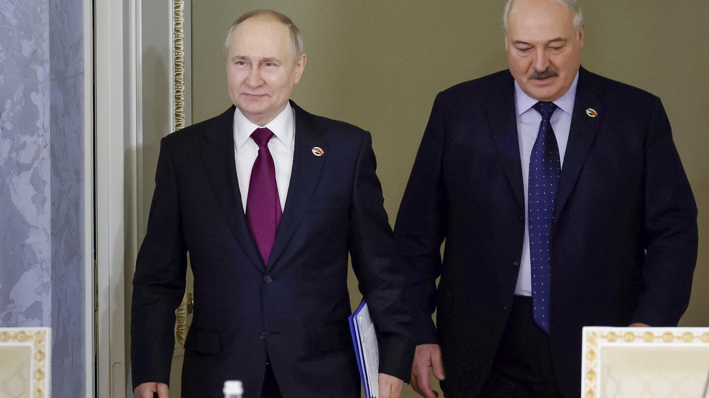 Putin and Lukashenko meet in St Petersburg to discuss ways to expand the Russia-Belarus alliance | AP News