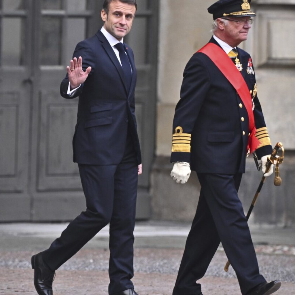 France’s president gets a ceremonial welcome as he starts a 2-day state visit to Sweden | AP News