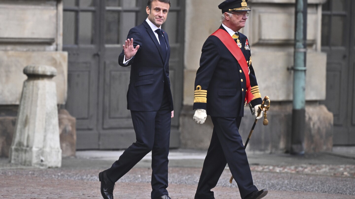 France’s president gets a ceremonial welcome as he starts a 2-day state visit to Sweden | AP News