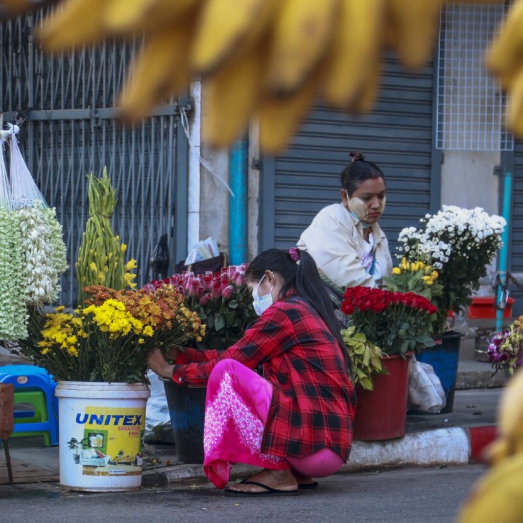 Vise tightening on Myanmar’s economy 3 years after military takeover triggered civil strife | AP News