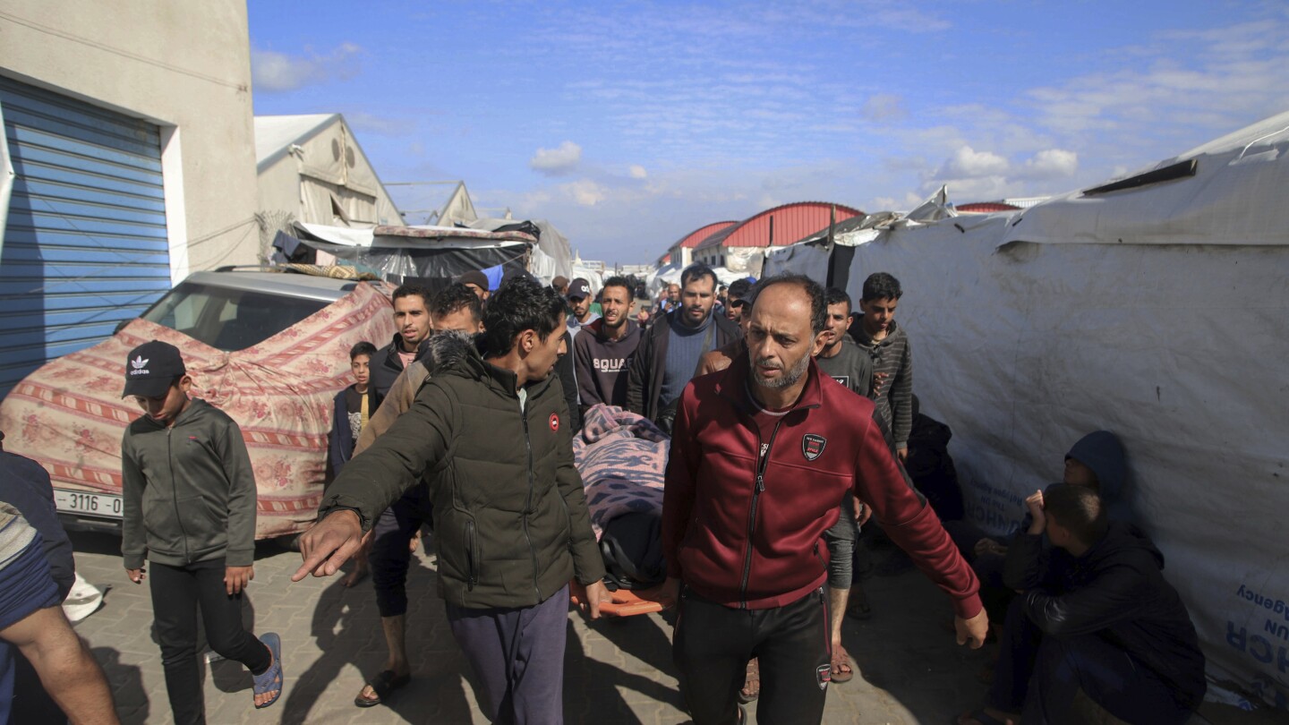 UN agencies rally around agency for Palestinian refugees in Gaza as some top donors cut funding | AP News