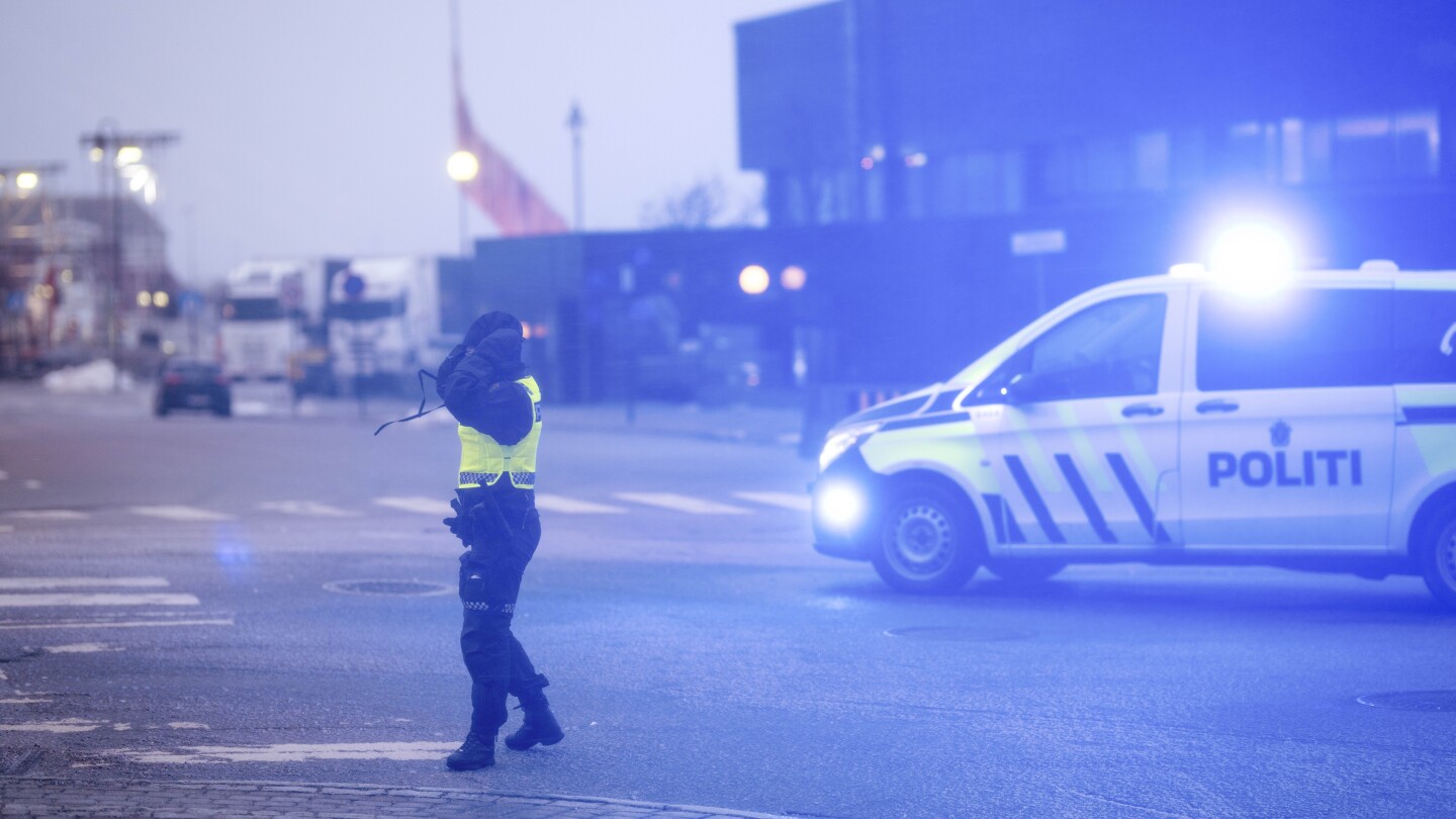 Norway’s most powerful storm in over 30 years rips roofs off houses, cuts power | AP News