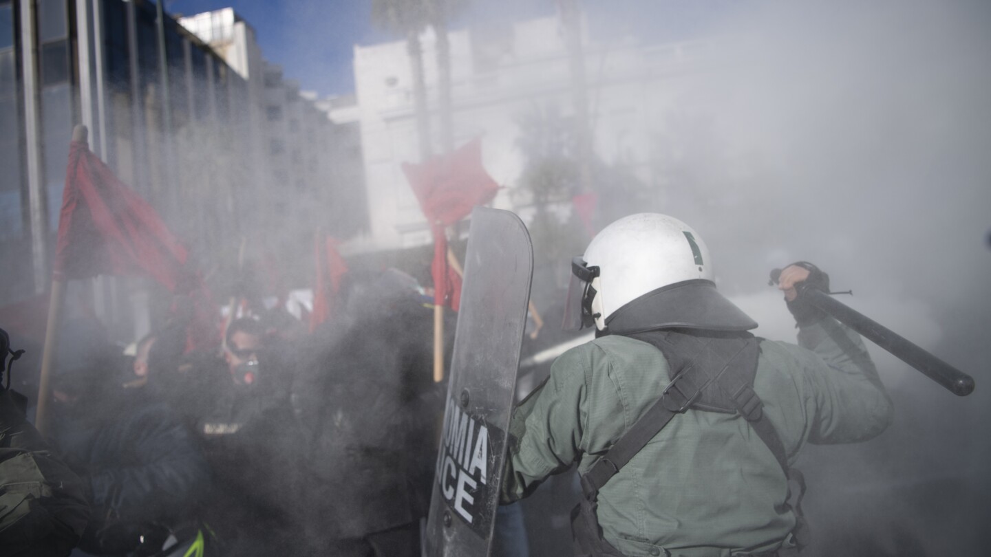 Student protests in Athens turn violent, disrupt exams as debate rages over private universities | AP News