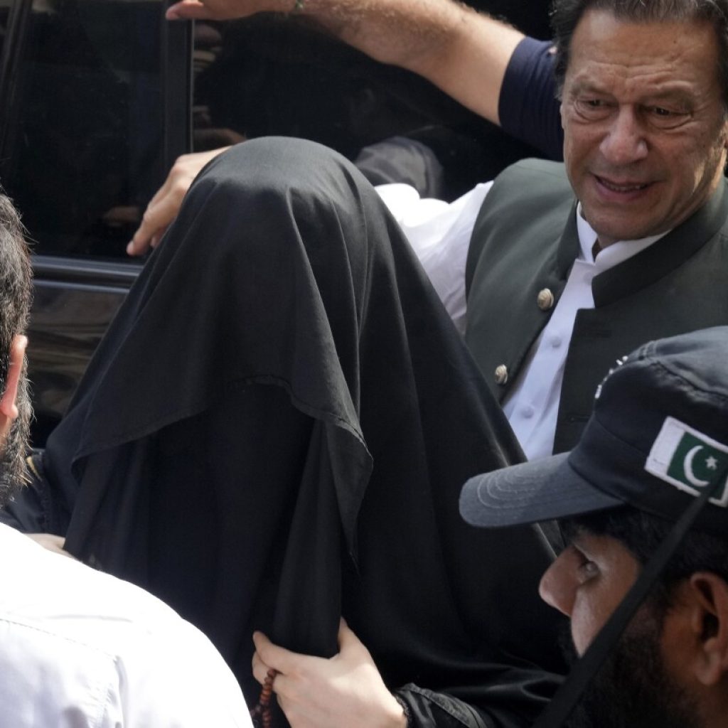 Imran Khan and wife convicted of marriage law violation in a fourth case | AP News