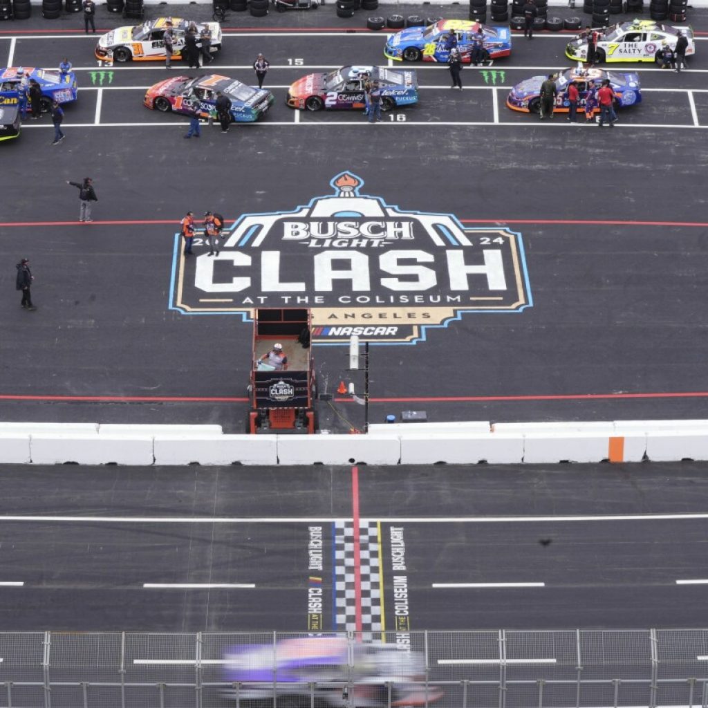 Hamlin wins exhibition Clash at the Coliseum as NASCAR moves race up a day to avoid California storm | AP News