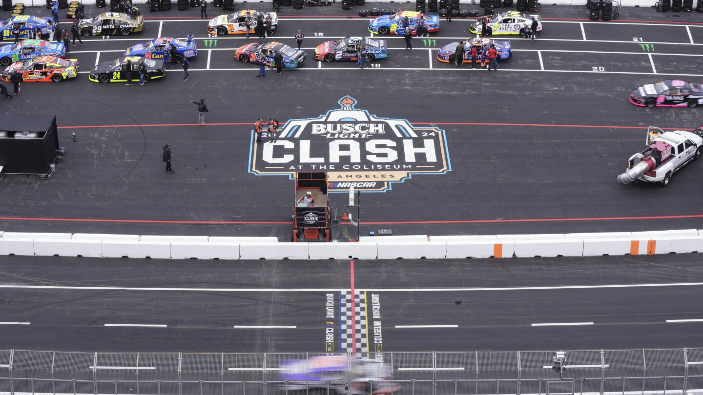 Hamlin wins exhibition Clash at the Coliseum as NASCAR moves race up a day to avoid California storm | AP News