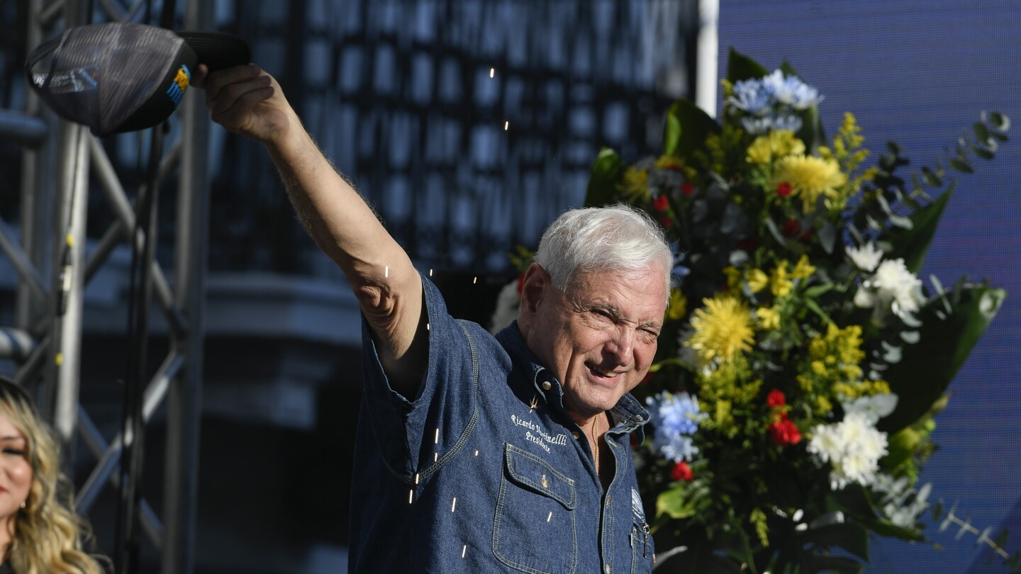 Panama’s Ricardo Martinelli vows to run for presidency despite recent money-laundering conviction | AP News