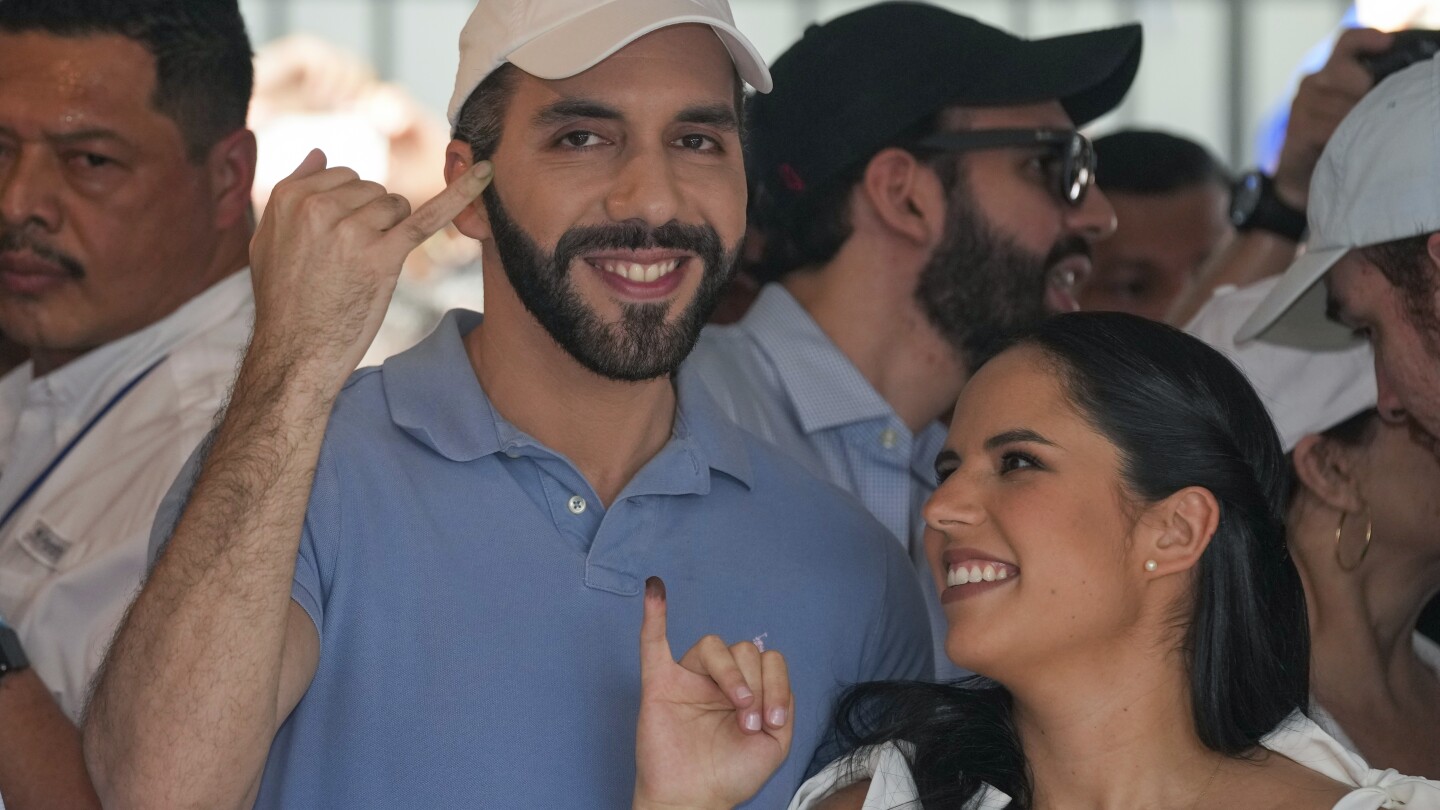 El Salvador election: Bukele heads towards landslide victory in reelection bid | AP News