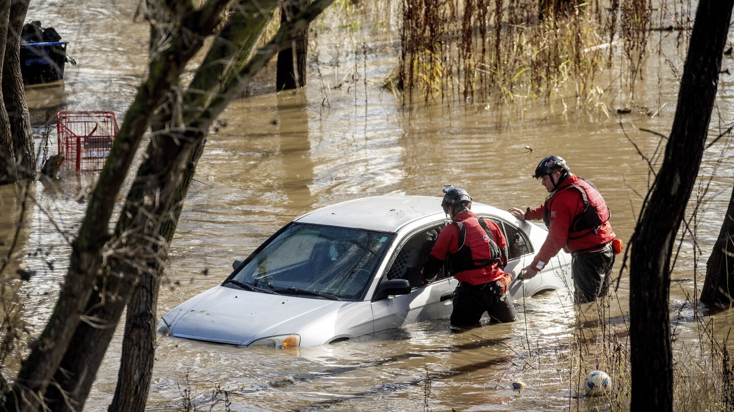 California atmospheric river: Rare warning for hurricane-force winds. Follow live | AP News